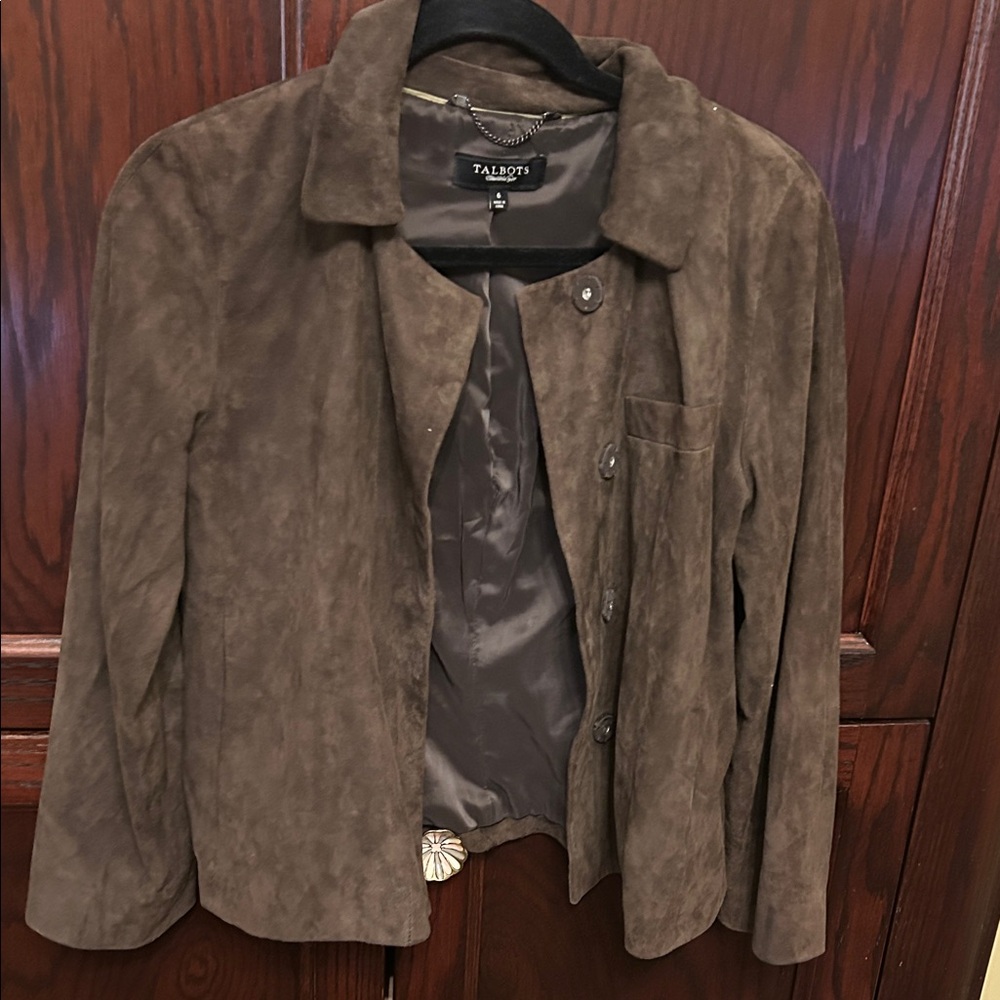Talbots dark greed great condition made leather